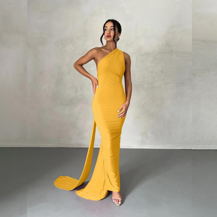 Aveline | Elegant Halter Bodycon Dress