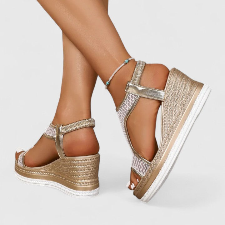 Novelle | Smooth Step Wedges