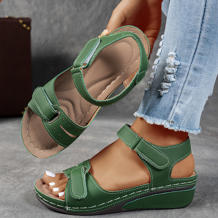 Lorenae | Stable Step Sandals