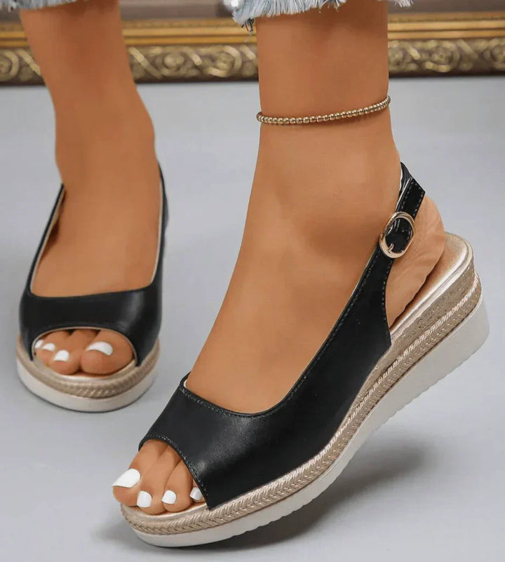 Calyria | Chic Orthopedic Sandals