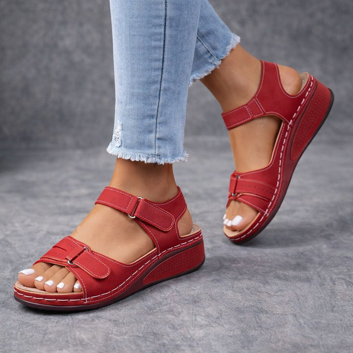 Lorenae | Stable Step Sandals