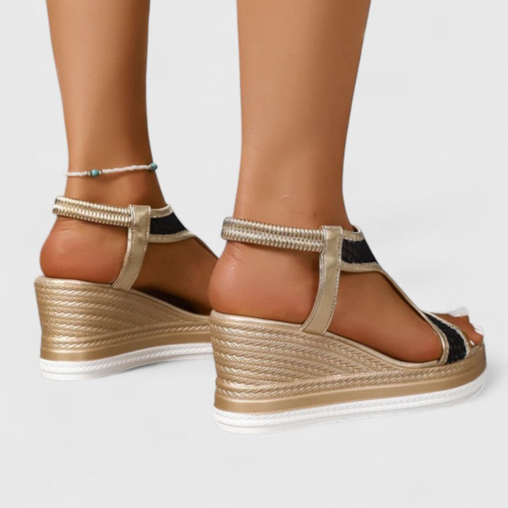 Novelle | Smooth Step Wedges